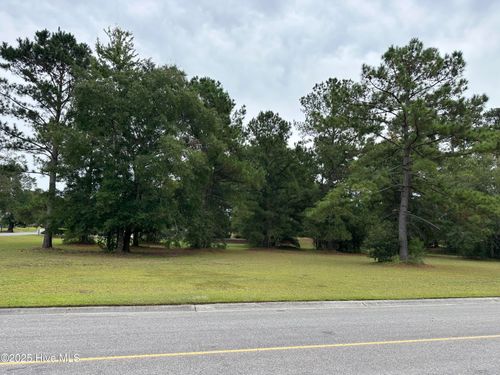1071 N Middleton Dr Nw, Calabash, NC, 28467-1970 | Card Image