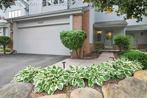 6559 Ridgeview Dr, Clarkston, MI, 48346-4452 | Card Image
