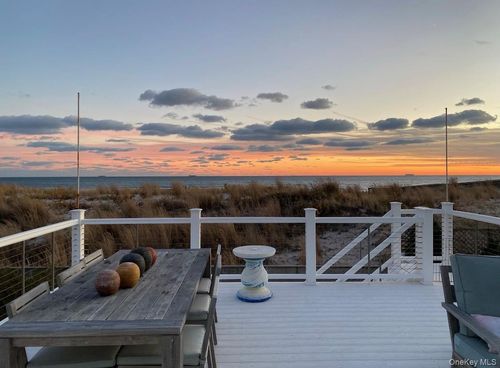 899 Oceanfront, Long Beach, NY, 11561-1449 | Card Image
