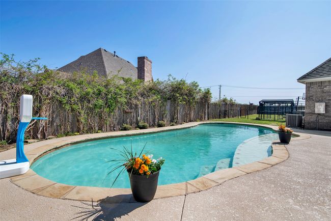 611 Clay Ln, House other with 4 bedrooms, 3 bathrooms and null parking in Sherman TX | Image 34