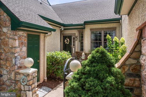 1745 Yardley Dr, WEST CHESTER, PA, 19380-5794 | Card Image