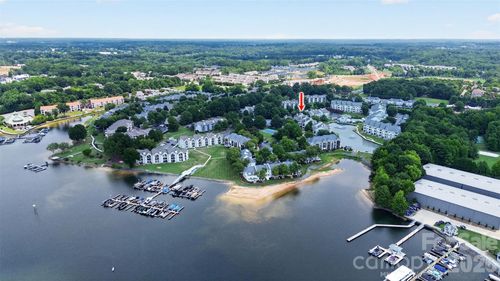 301-18736 Nautical Dr, Cornelius, NC, 28031-8258 | Card Image