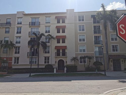 apt-402-720 S Sapodilla Ave, West Palm Beach, FL, 33401-4175 | Card Image