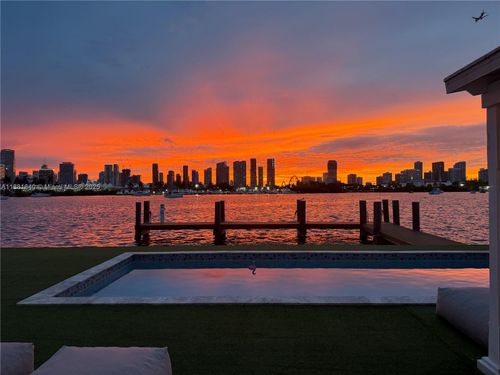 316 S Coconut Ln, Miami Beach, FL, 33139-5166 | Card Image