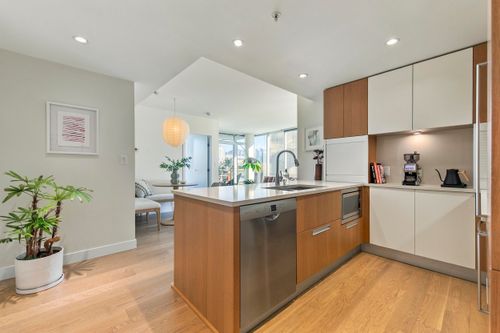 507-288 W 1st Ave, Vancouver, BC, V5Y0E9 | Card Image