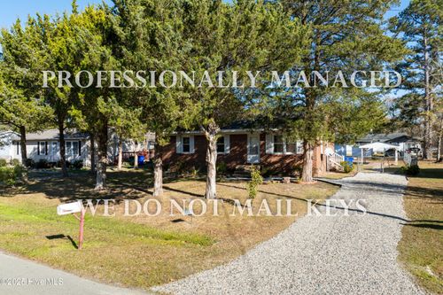 118 Arrowood Dr, Nashville, NC, 27856-9501 | Card Image