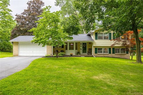 43 Southcross Trail, Perinton, NY, 14450 | Card Image