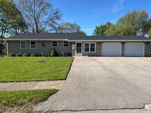 929 Rosewood Dr, Peru, IN, 46970-3024 | Card Image