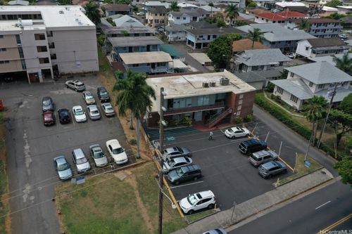 1741 Nuuanu Ave, Honolulu, HI, 96817-3249 | Card Image