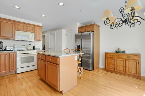 23-23 Bridge Ln, Haverstraw, NY, 10927-2110 | Card Image