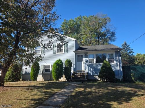 218 Schillaci Ln, South Plainfield, NJ, 07080-2829 | Card Image