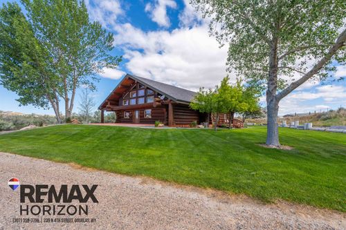 37 Sierra, Douglas, WY, 82633-8944 | Card Image