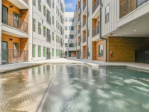 apt-217-2500 Longview St, Austin, TX, 78705-4292 | Card Image