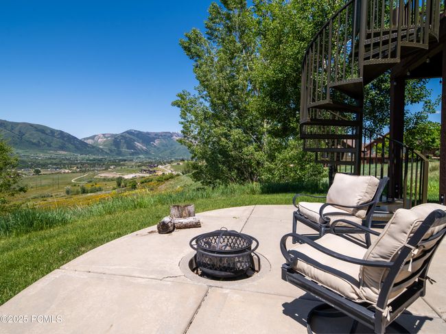 5932 E Big Horn Pkwy, Home with 7 bedrooms, 6 bathrooms and null parking in Eden UT | Image 65