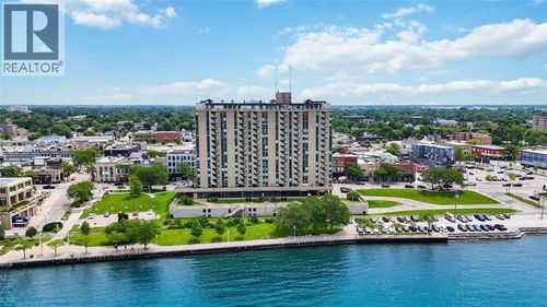 1504-155 Front St N, Sarnia, ON, N7T7V5 | Card Image