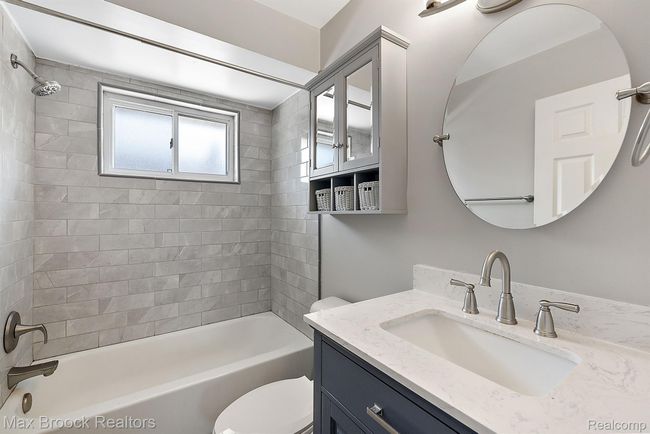 APT-4 - 3905 Devon Rd, Condo with 1 bedrooms, 1 bathrooms and null parking in Royal Oak MI | Image 17