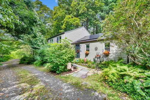82 Jacoby Rd, Higganum, CT, 06441-4224 | Card Image