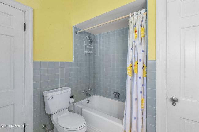 27-web-or-mls-3821 Montrose-25 | Image 22