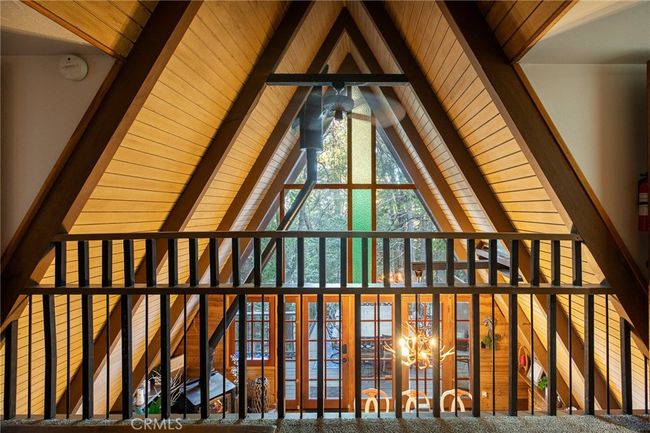 31353 Lightfoot Way, House other with 5 bedrooms, 3 bathrooms and null parking in Running Springs CA | Image 19