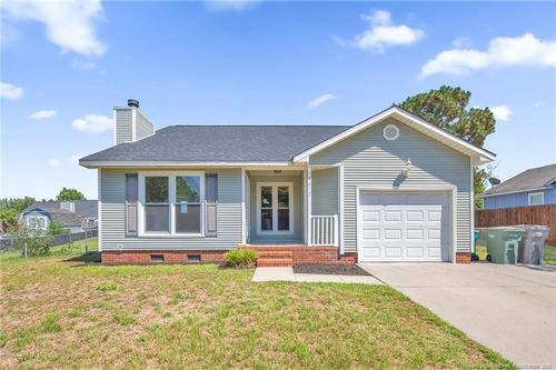 3672 Highgate Dr, Hope Mills, NC, 28348-2905 | Card Image