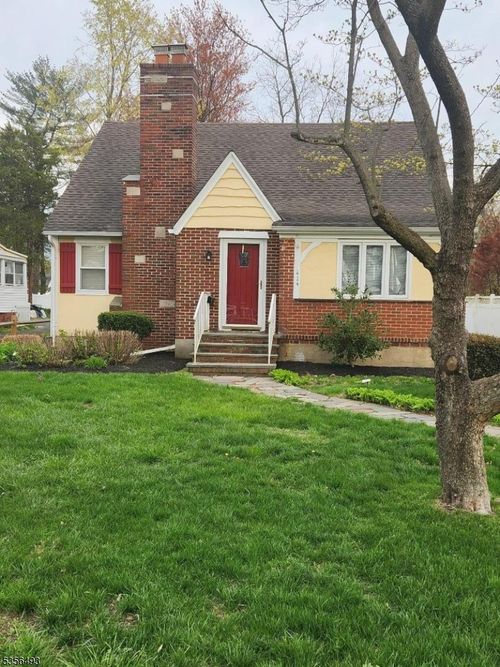 2-1424 E Front St, Plainfield, NJ, 07062-1354 | Card Image