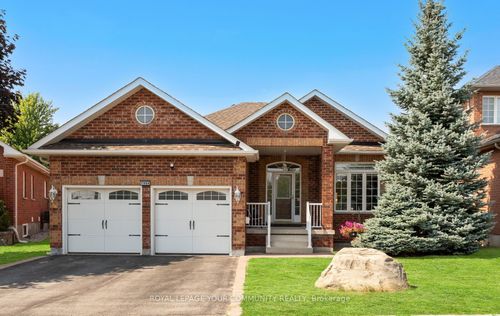 1994 Thompson St, Innisfil, ON, L9S4Z5 | Card Image