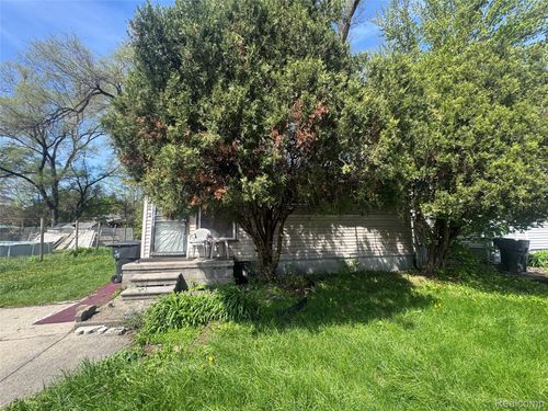 13595 Wyoming Avenue, Detroit, MI, 48238 | Card Image