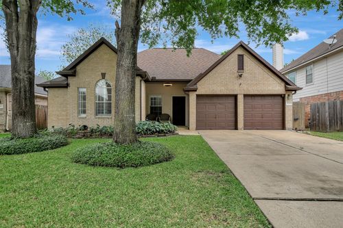 17206 Red River Trl, Houston, TX, 77095-7052 | Card Image
