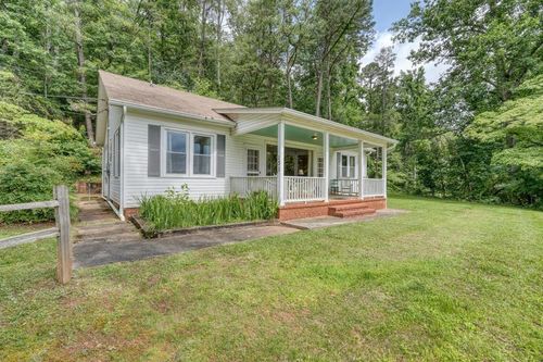 131 Wonderview Dr, Hayesville, NC, 28904-4860 | Card Image