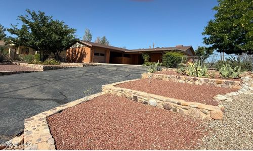 876 S La Mesa Dr, Benson, AZ, 85602-6832 | Card Image