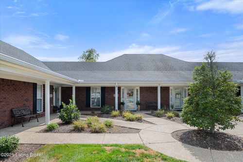 10004 Chenoweth Vista Way, Louisville, KY, 40299-4181 | Card Image
