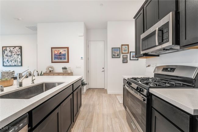 905 Belleforte Ln, House other with 2 bedrooms, 2 bathrooms and null parking in Las Vegas NV | Image 9