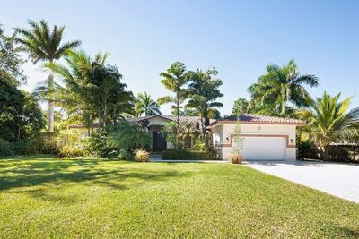 17254 Sw 92 Ave, House other with 4 bedrooms, 4 bathrooms and null parking in Palmetto Bay FL | Image 1