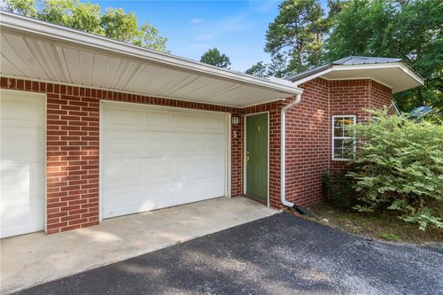 17 Pivot Rock Rd, Eureka Springs, AR, 72632-9506 | Card Image
