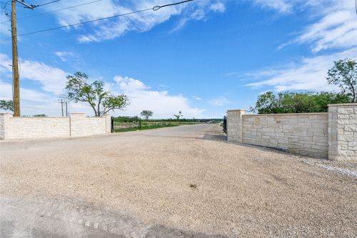 303 Lacek Mill Rd, China Spring, TX, 76633-4302 | Card Image
