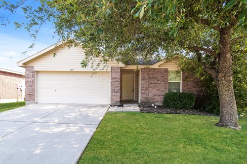 1105 Eagle Claw Dr, Haslet, TX, 76052-4839 | Card Image
