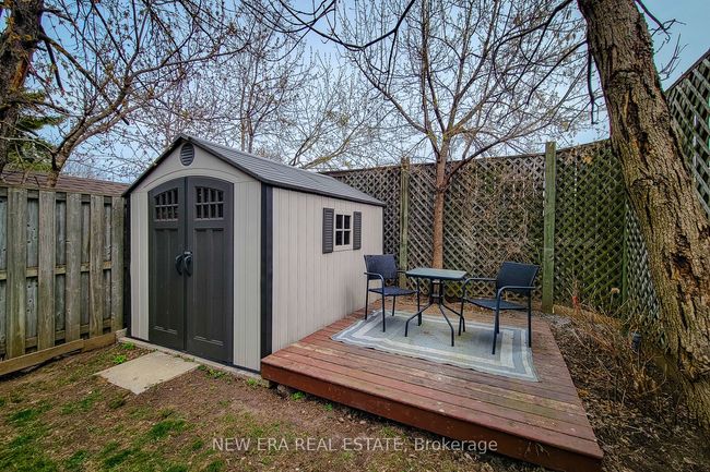 18 Ellis Ave, House other with 2 bedrooms, 2 bathrooms and 1 parking in Hamilton ON | Image 6