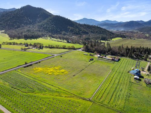 13990 Upper Applegate Rd, Applegate, OR, 97530-9217 | Card Image