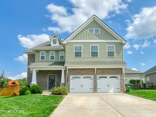 2212 Scarlet Tanager St, Maryville, TN, 37801-2962 | Card Image