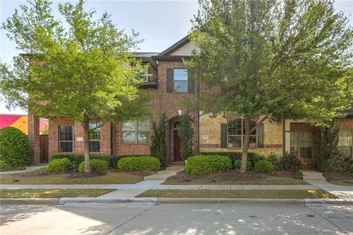 8728 Iron Horse Dr, Irving, TX, 75063-3915 | Card Image