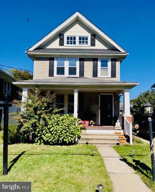 127 Sycamore Rd, RIEGELSVILLE, PA, 18077-7006 | Card Image