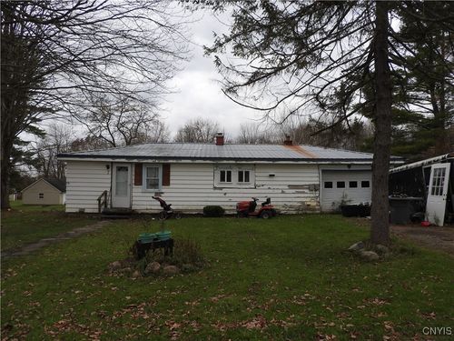 7 Clemons Dr, Fulton, NY, 13069-4822 | Card Image