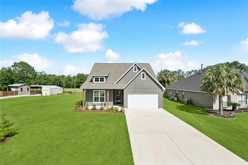 20240 Fairway Dr, Springfield, LA, 70462-7660 | Card Image
