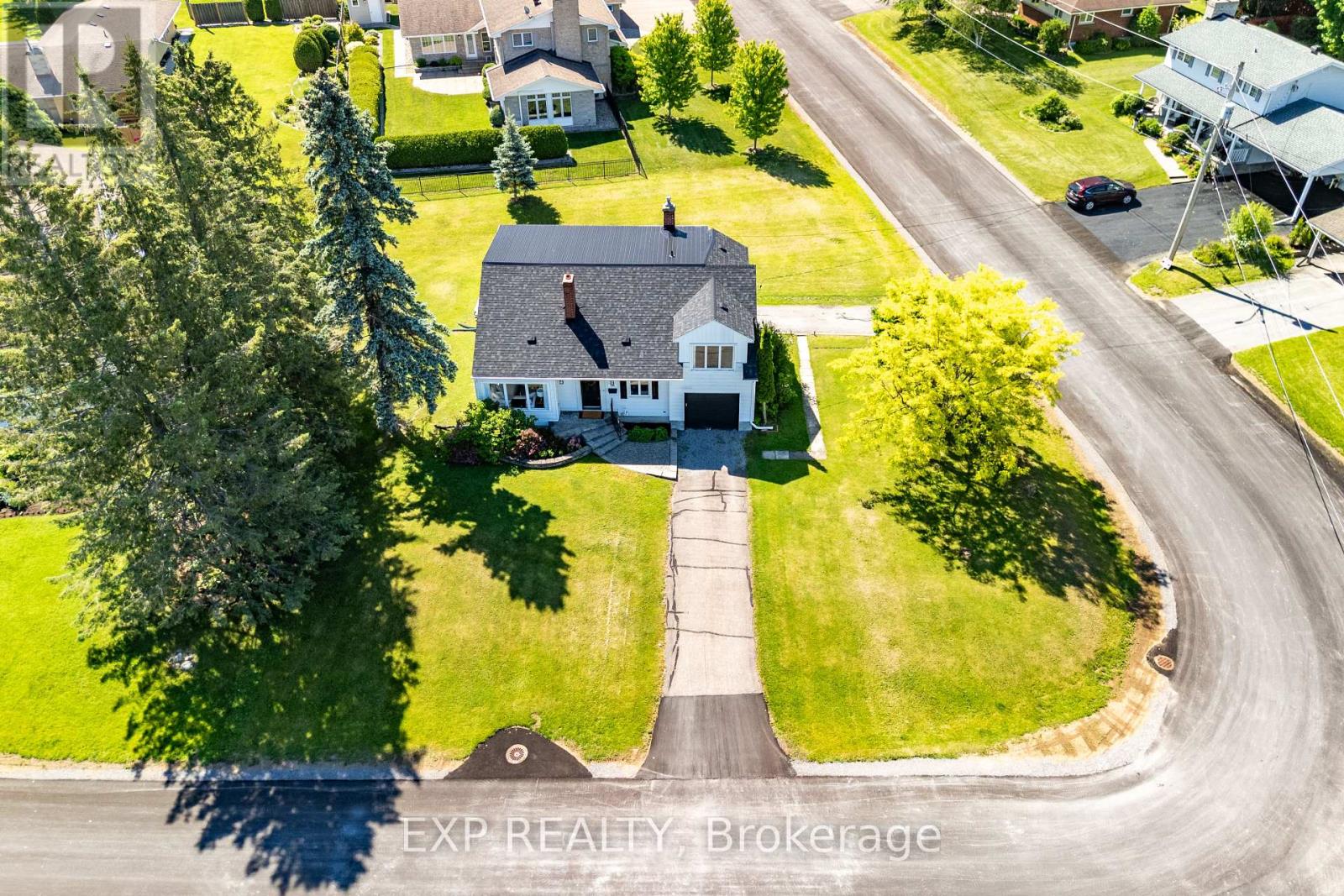 Residential in Renfrew 3