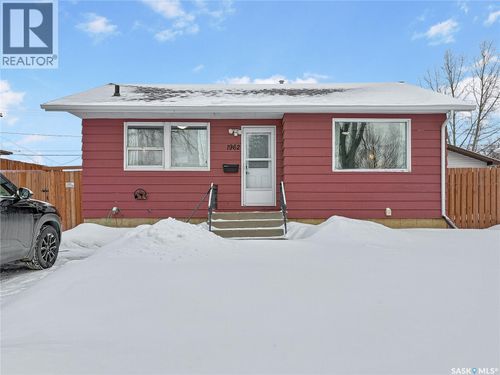 1962 101st St, North Battleford, SK, S9A1B3 | Card Image
