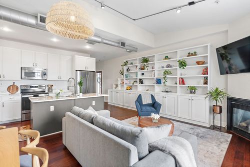apt-301-800 Woodland St, Nashville, TN, 37206-3762 | Card Image