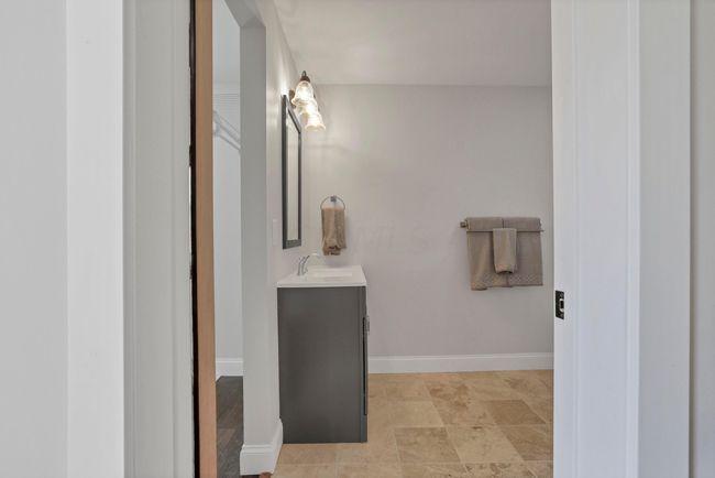 127 W Main St, House other with 4 bedrooms, 3 bathrooms and null parking in Amanda OH | Image 24
