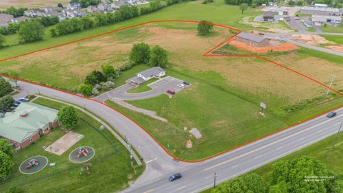 1665 Hicks Edgen Rd, Pleasant View, TN, 37146-8208 | Card Image