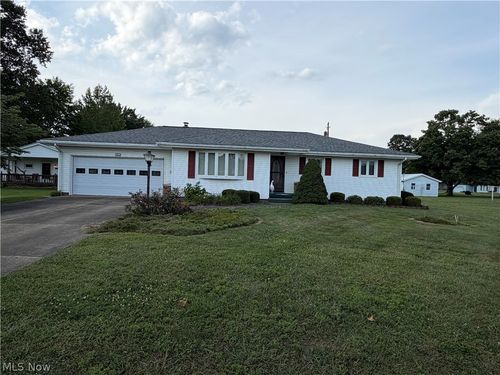 6063 E State Rd, Newcomerstown, OH, 43832-9077 | Card Image