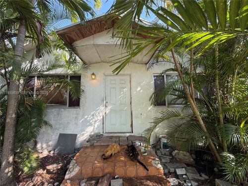 11741 Ne 13th Ave, Miami, FL, 33161-6862 | Card Image